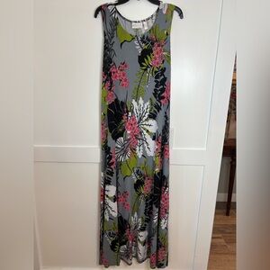 Attitudes by Renee Floral Maxi Dress - Gray, Pink, Green size large
